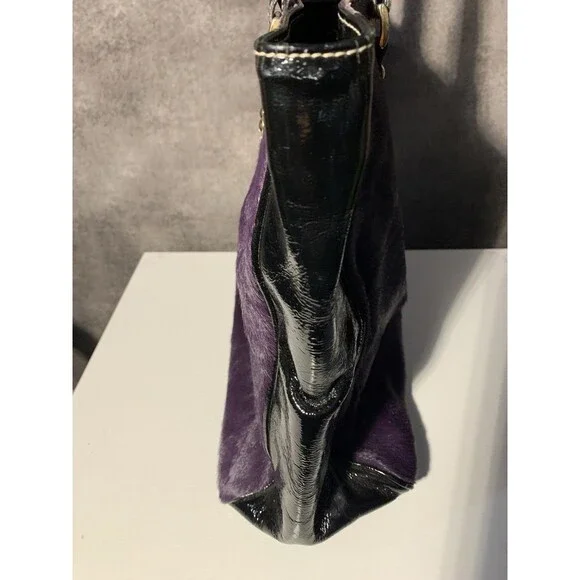 Guia’s Italian Women's Purple & Black Calf Hair Handbag – Gold Chain Accents - Picture 5 of 10